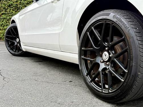 2013 Ford Mustang V6