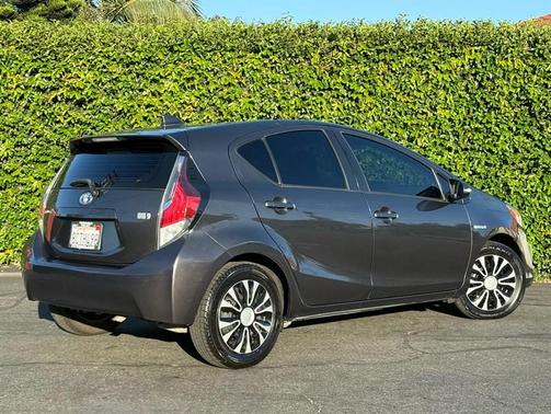 2015 Toyota Prius c Three