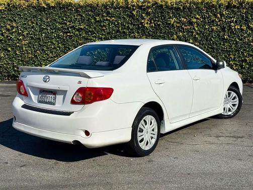 2009 Toyota Corolla S