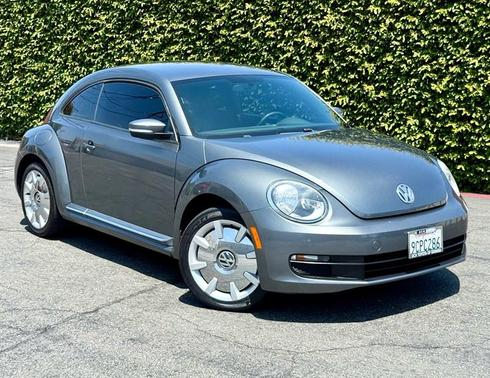 Platinum Gray Metallic 2012 Volkswagen Beetle 2.5L