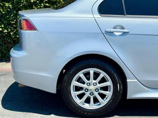 2012 Mitsubishi Lancer ES