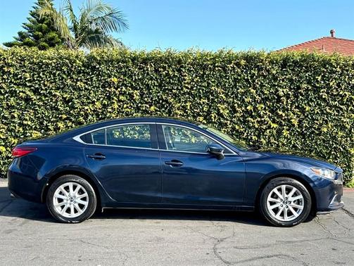 2016 Mazda Mazda6 i Sport