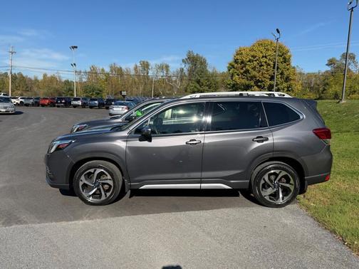 2022 Subaru Forester Touring