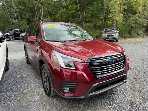2023 Subaru Forester Premium