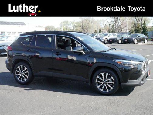 2024 Toyota Corolla Cross XLE
