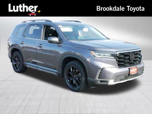 2025 Honda Pilot Touring 8-Passenger