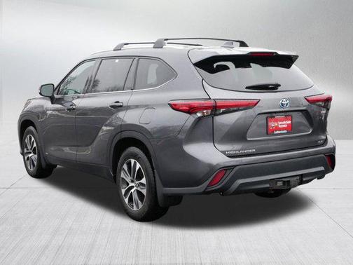 2020 Toyota Highlander Hybrid XLE