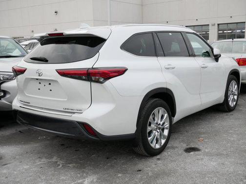 2023 Toyota Highlander Limited