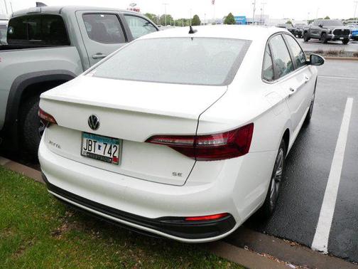 2022 Volkswagen Jetta 1.5T SE