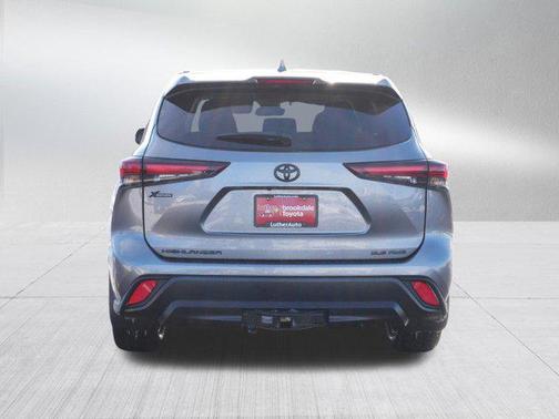 2026 Toyota Highlander XLE