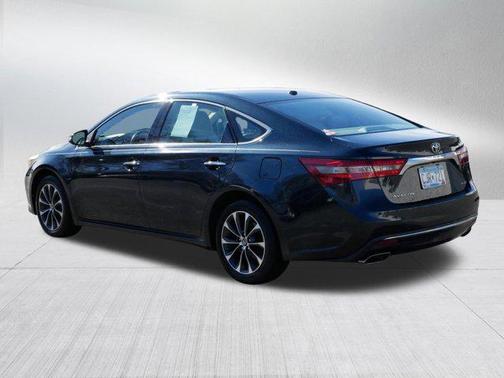 2016 Toyota Avalon XLE Plus