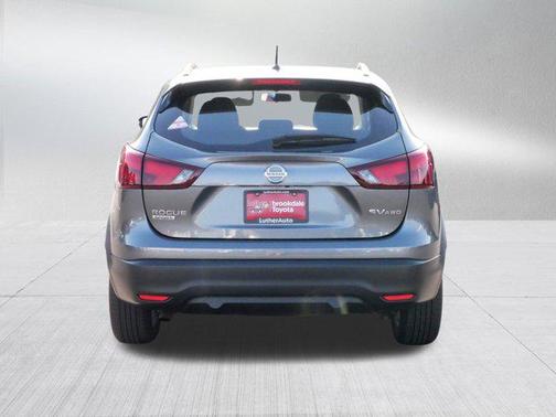 2018 Nissan Rogue Sport SV
