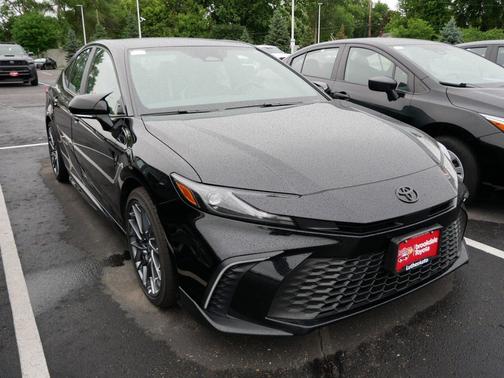 MIDNIGHT BLACK 2026 Toyota Camry SE