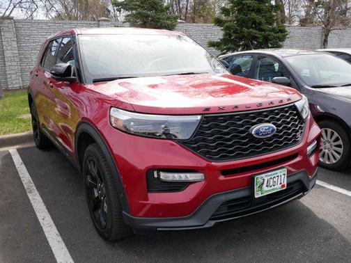 Rapid Red Metallic Tinted Clearcoat 2022 Ford Explorer ST