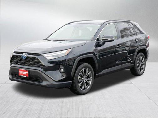 2024 Toyota RAV4 Hybrid XLE Premium