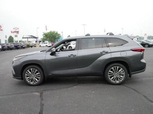 2020 Toyota Highlander Hybrid Platinum
