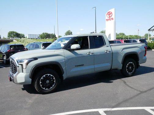 2022 Toyota Tundra SR5