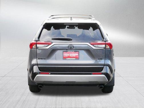 2025 Toyota RAV4 Hybrid SE