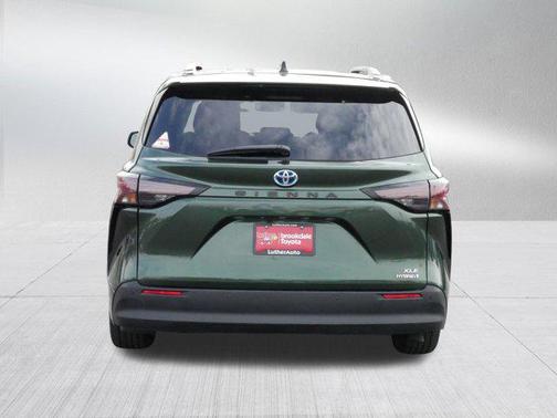 2024 Toyota Sienna XLE Autono-MaaS