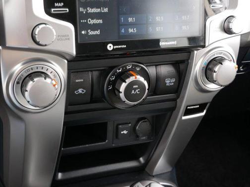 Classic Silver Metallic 2024 Toyota 4Runner SR5