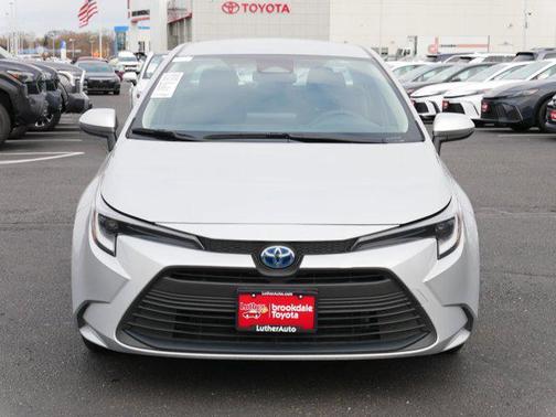 2024 Toyota Corolla Hybrid LE