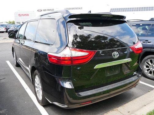2016 Toyota Sienna Limited