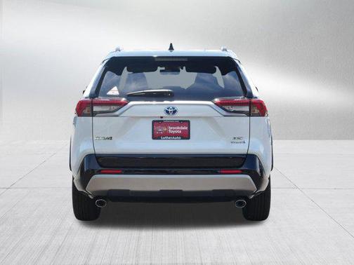 2024 Toyota RAV4 Hybrid SE