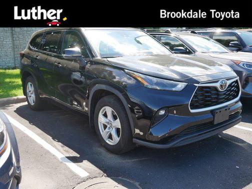 2022 Toyota Highlander LE