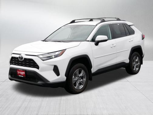 Ice Cap 2025 Toyota RAV4 XLE