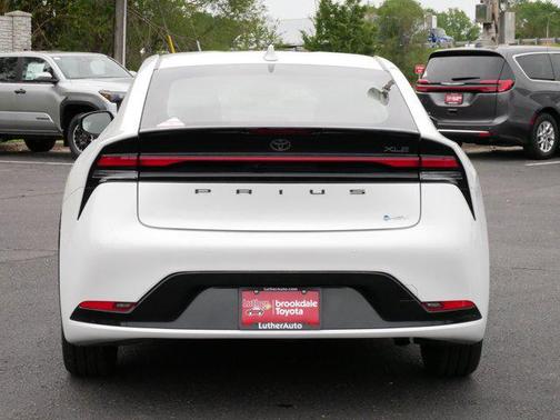 2024 Toyota Prius XLE