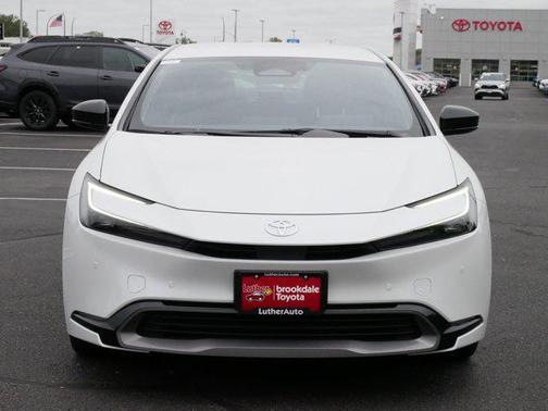 2024 Toyota Prius XLE
