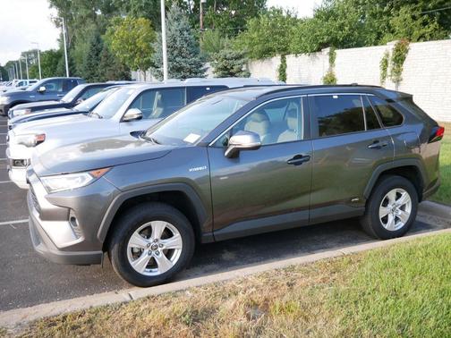 Magnetic Gray Metallic 2021 Toyota RAV4 Hybrid XLE