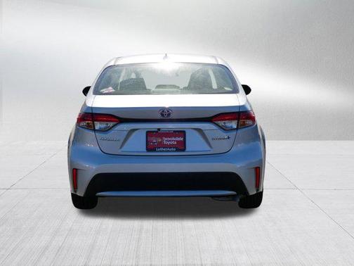 Classic Silver Metallic 2022 Toyota Corolla Hybrid LE