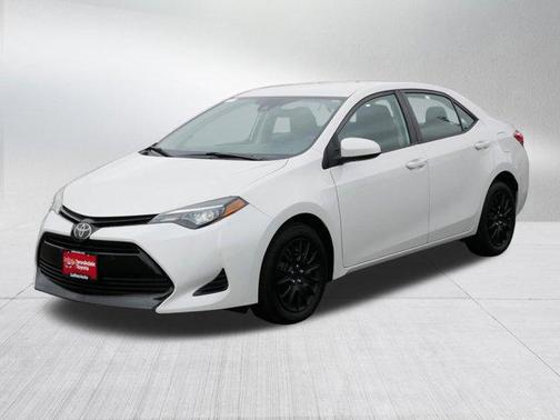 Blizzard Pearl 2019 Toyota Corolla LE