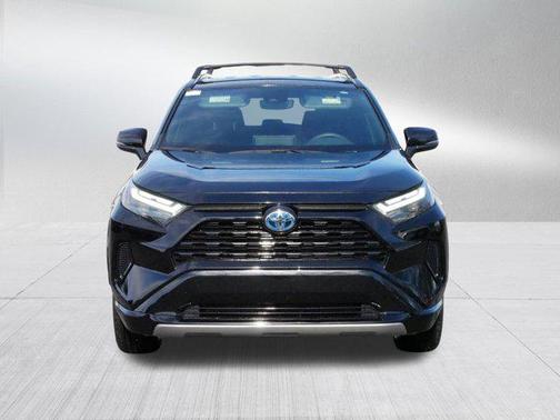 2023 Toyota RAV4 Hybrid SE