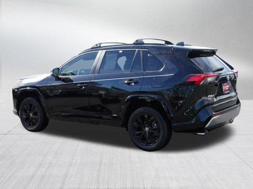 2023 Toyota RAV4 Hybrid SE