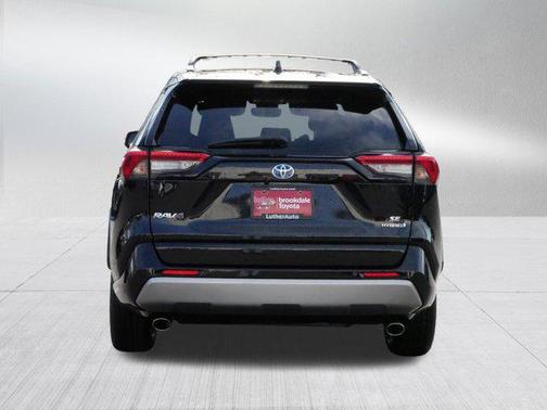 2023 Toyota RAV4 Hybrid SE