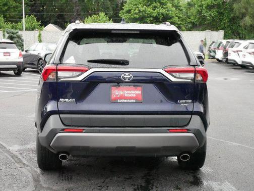 2020 Toyota RAV4 Limited