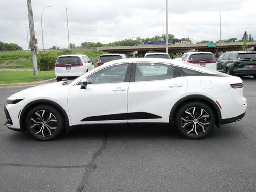 2023 Toyota Crown XLE