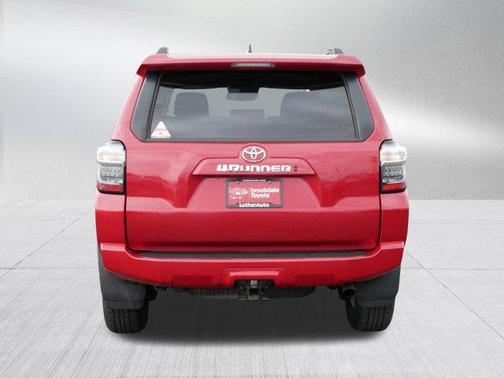 2024 Toyota 4Runner SR5