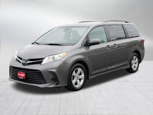 Predawn Gray Mica 2019 Toyota Sienna LE