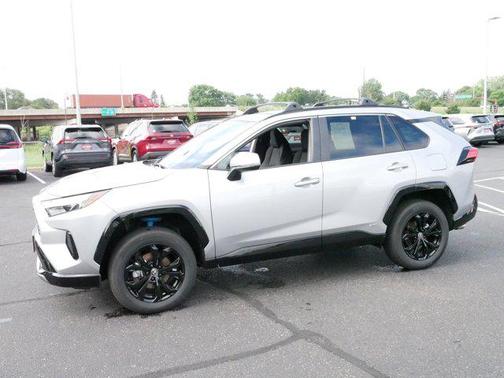 2024 Toyota RAV4 Hybrid SE