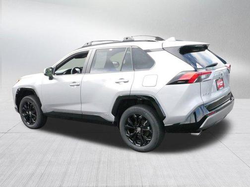2024 Toyota RAV4 Hybrid SE