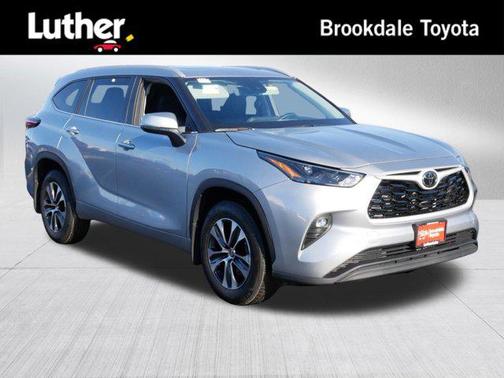 2025 Toyota Highlander XLE