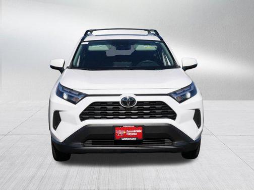 Ice Cap 2023 Toyota RAV4 XLE