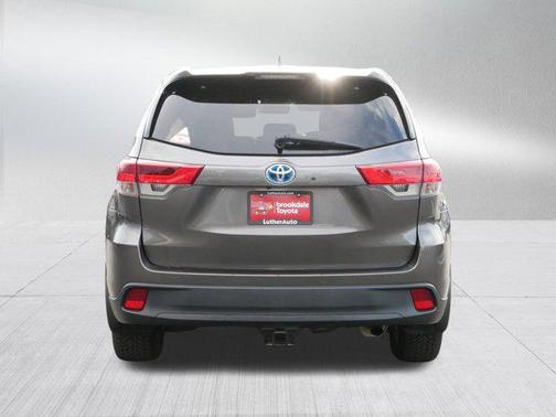 2017 Toyota Highlander Hybrid XLE