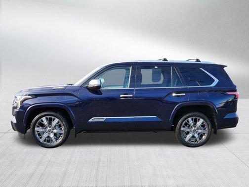 2023 Toyota Sequoia Base