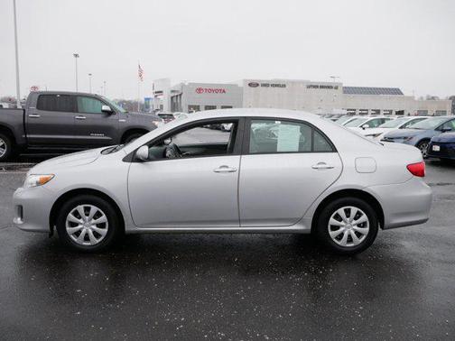 2011 Toyota Corolla LE