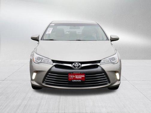 Creme Brulee Mica 2015 Toyota Camry XLE