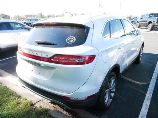 2019 Lincoln MKC Select